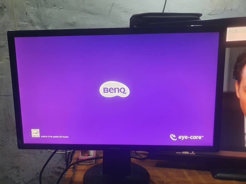 Benq lcd 24 inch 3