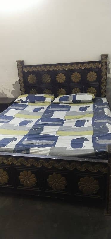 wooden full size bed for 2 person 1