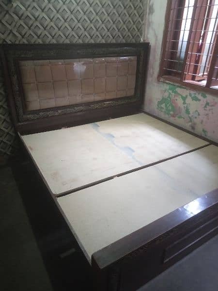 bedroom set bed size 6×6.5 without matrees 8