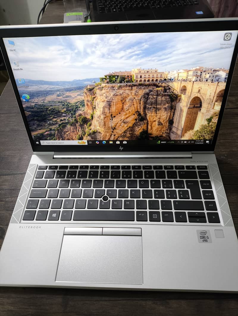 HP Elitebook 840 G7 core i5-10th gen 8/128 1