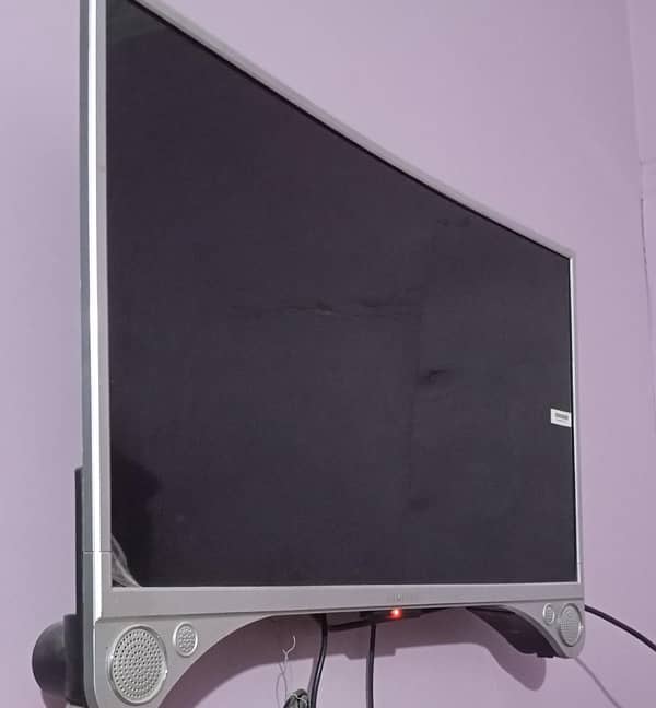 Samsung led 32Inch 1