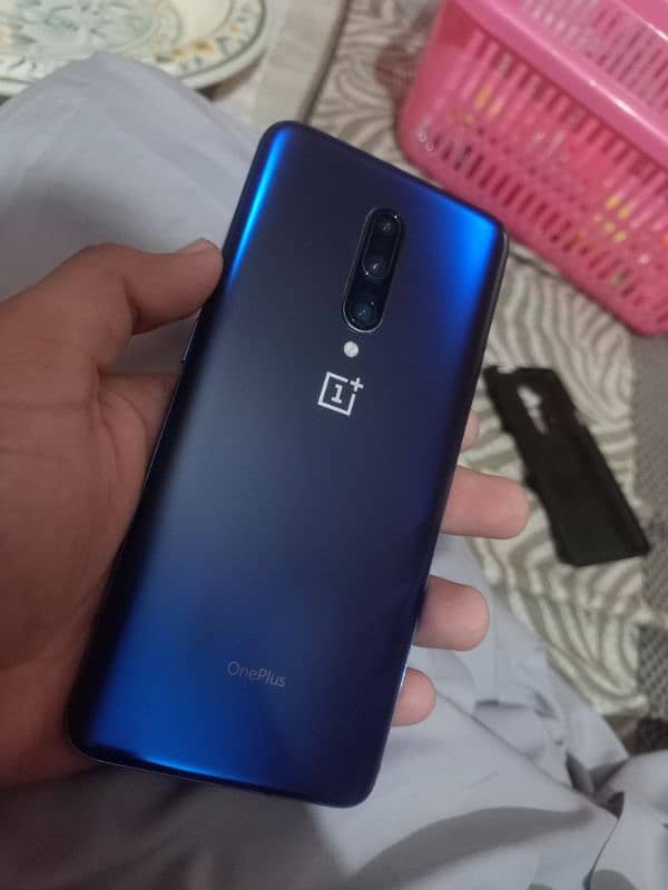 Oneplus 7pro 8+8gb ram 256gb memory 4