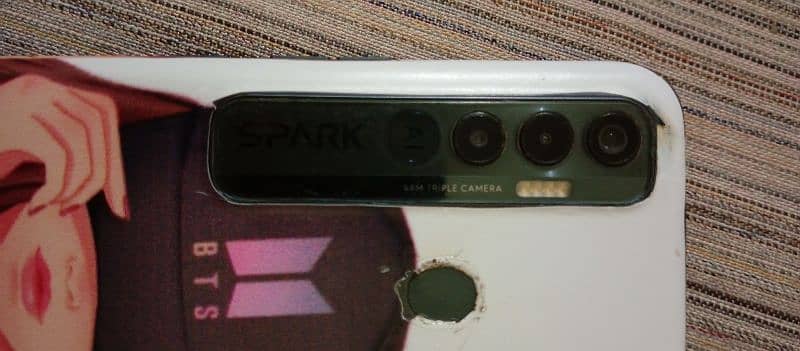 I am selling techno spark 7 pro 4