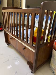 Kids Baby Cot in Gulistan e Jauhar Block 17 Free classifieds in Gulistan e Jauhar Block 17 OLX Pakistan