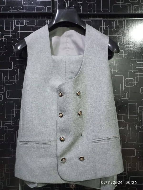 3 piece suit silver gray 1