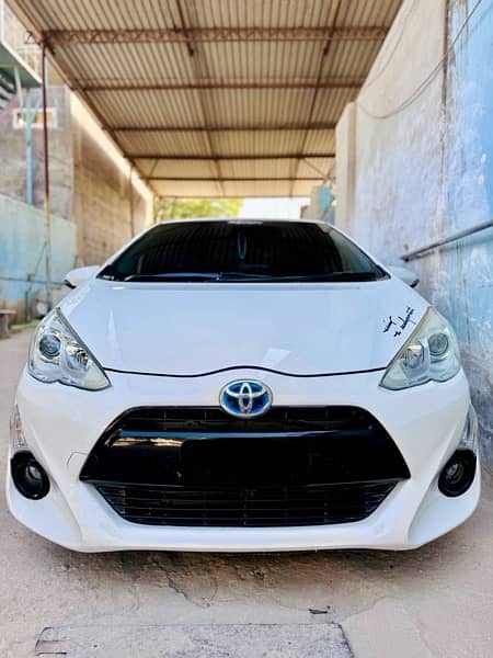 Toyota Aqua 2015 Mint Condition Original 0