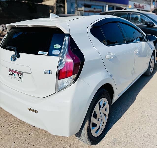 Toyota Aqua 2015 Mint Condition Original 4