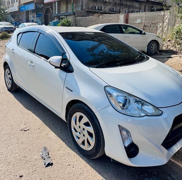 Toyota Aqua 2015 Mint Condition Original 5