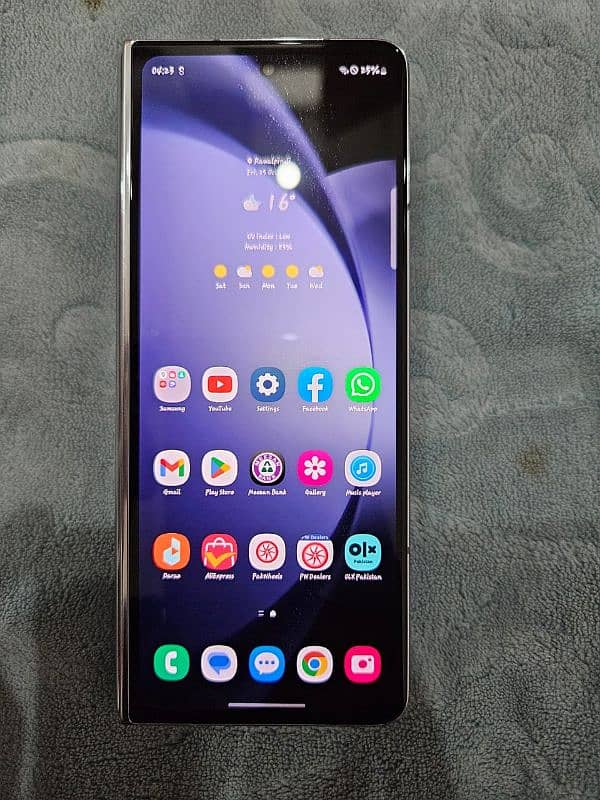 Samsung Galaxy Z Fold 5 13