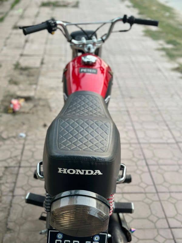 urgent sale brand new bike Honda 125 Islamabad registered 2