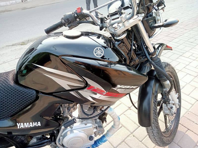 YAMAHA YBR LUSH CONDITION 1