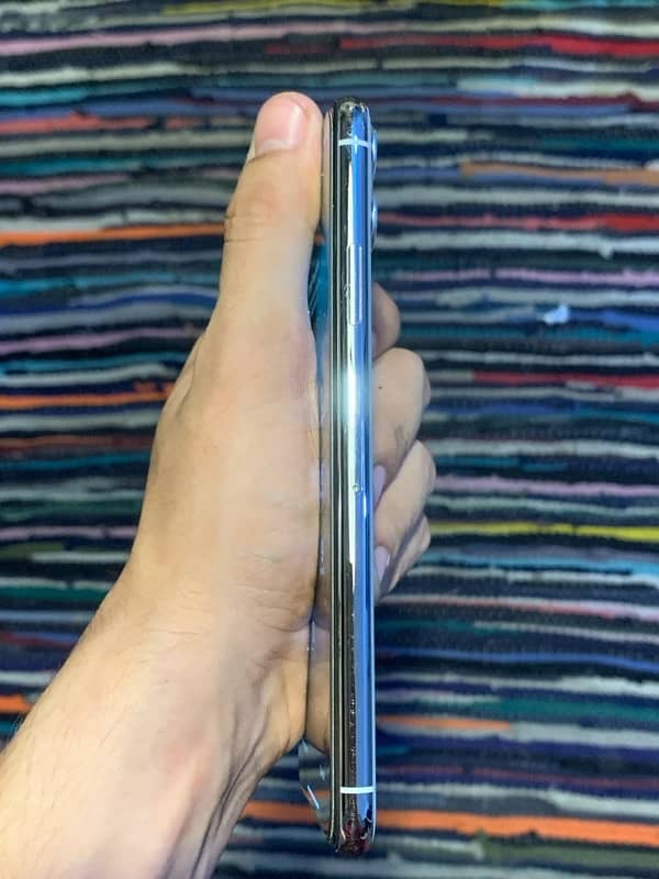 IPhone 11 ProMax with BOX!! 1