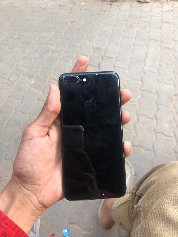 iPhone 7pulss 128 gb 6