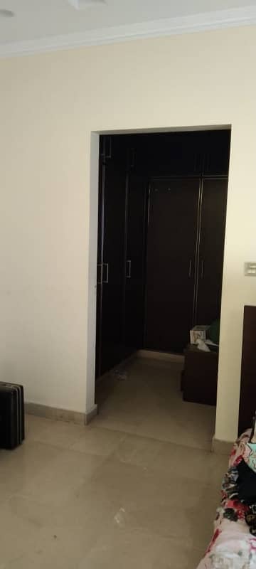 01 Kanal Luxury Beautiful Upper Portion Available For Rent in DHA Phase 5, Lahore 44