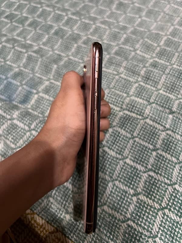 xs max 64 gb pta approved condition 10/10 2