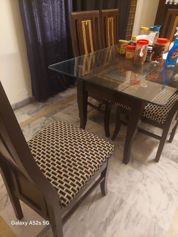 6 chairs dinning table 0