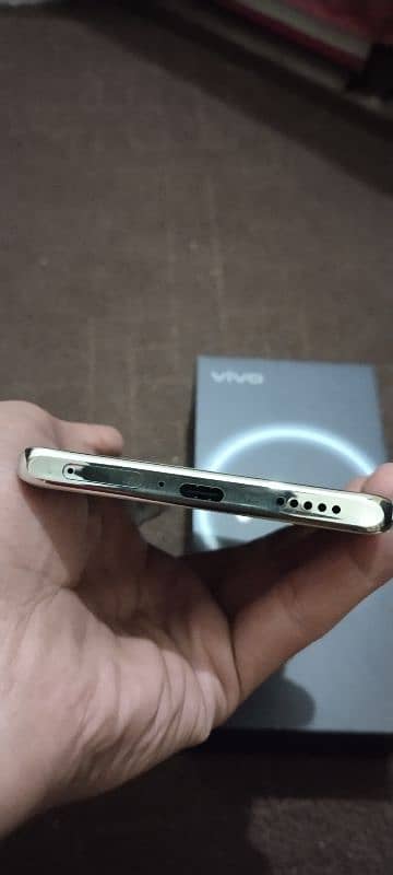 vivo v40e 5G 4