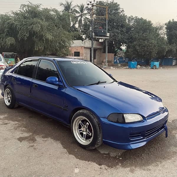 Honda Civic EXi 1995 3