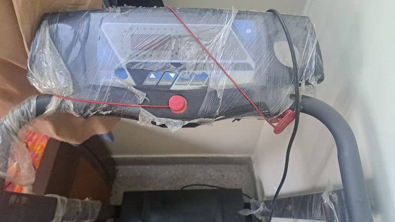 SLIM LINE BODY FIT TREADMIL FOR SALE(paiso pa baat hosaktii ha) 3