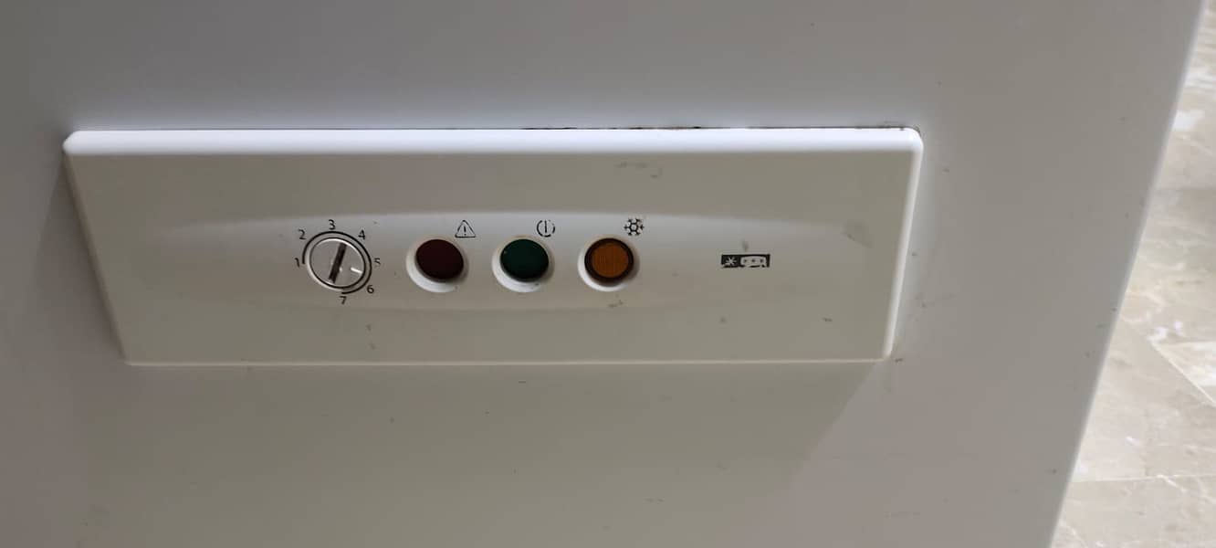 Chest freezer Imported Italy made for sell in Used 1