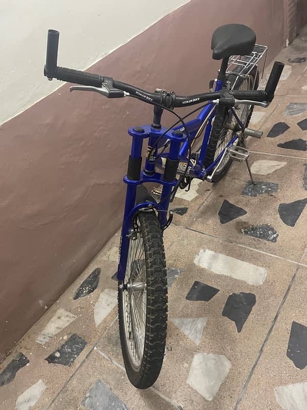 ROMAN BIKE FOR SALE 10 BYE 10 CONDITION 5