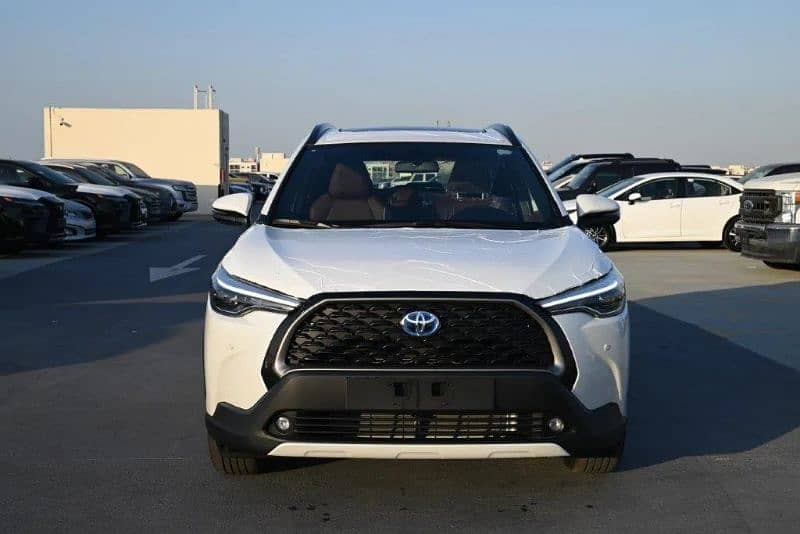 Toyota Corolla Cross HEV X  hybrid 2024 White 0