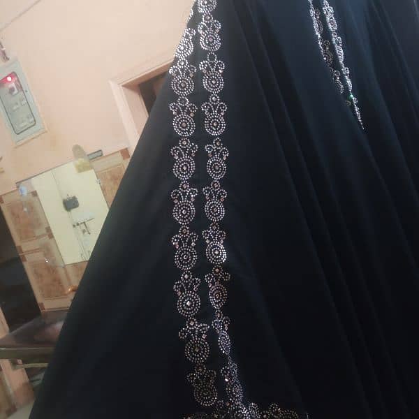 abaya's 6