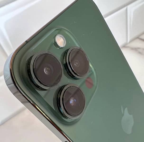 Iphone 13 Pro Max Alpine Green 2