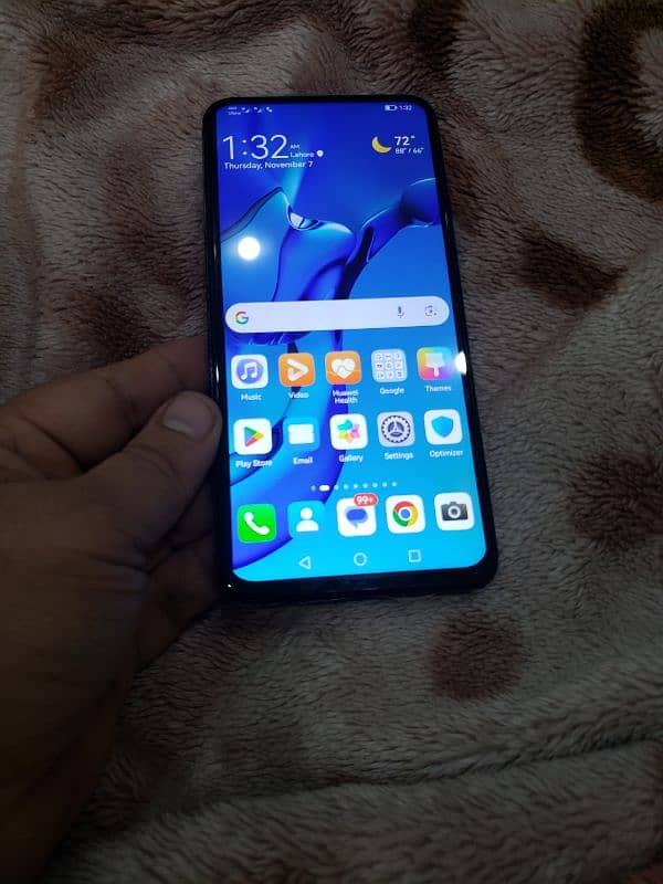 Huawei y9prime 2019 4\128 Gb pop-up camera 2