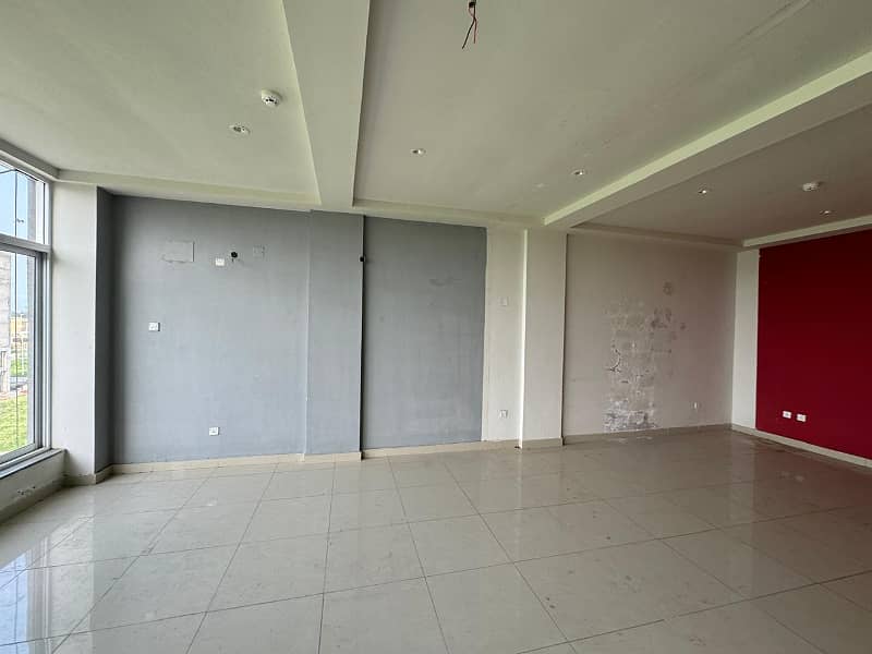 4 Marla Floor available for rent in DHA Phase 6 4