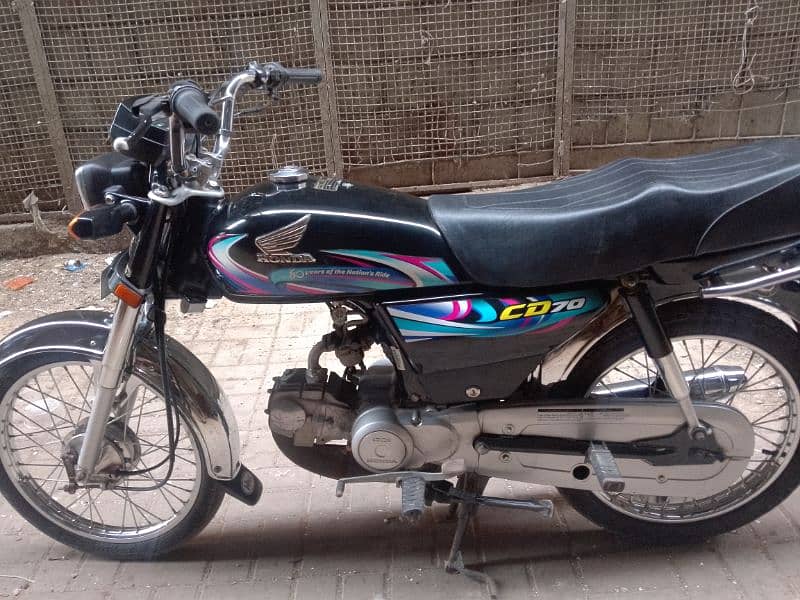 Honda CD 70 2024 9