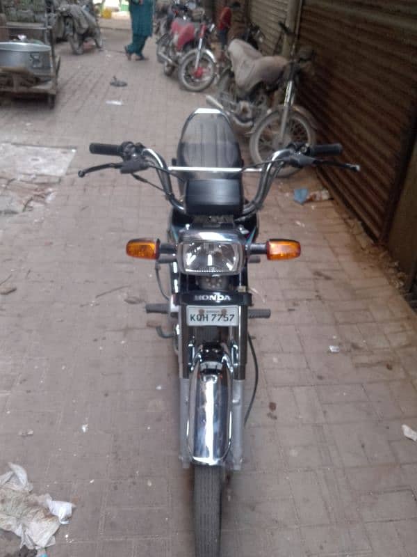 Honda CD 70 2024 11