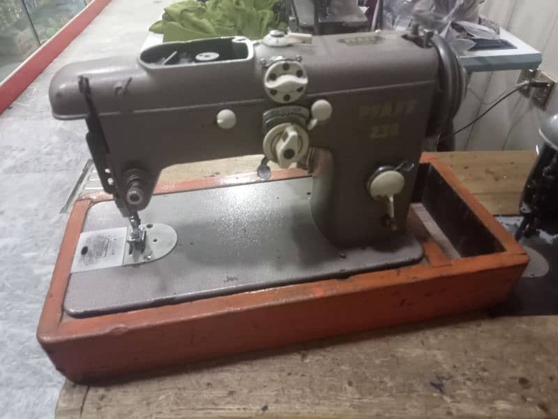 pfaff moder 230 for sale 3