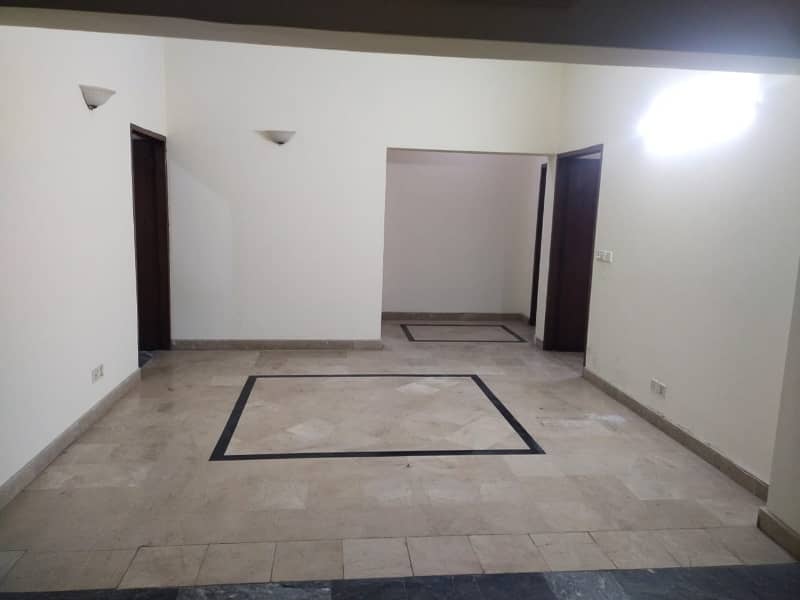 10 Marla Beautiful Upper Portion Available For Rent in DHA Phase 4 Lahore Cantt 17