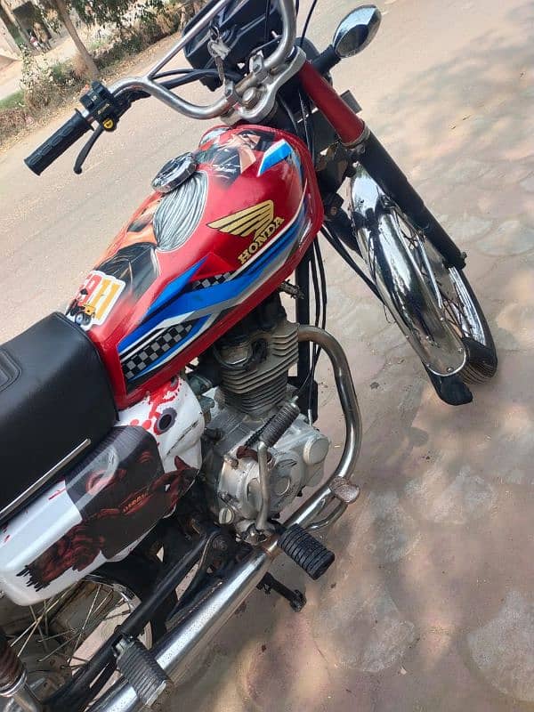 HONDA 125 2023 MODEL FOR SALE IN GOOD CONDITION 1