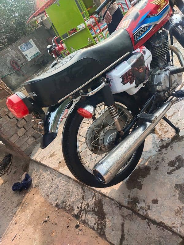 HONDA 125 2023 MODEL FOR SALE IN GOOD CONDITION 7