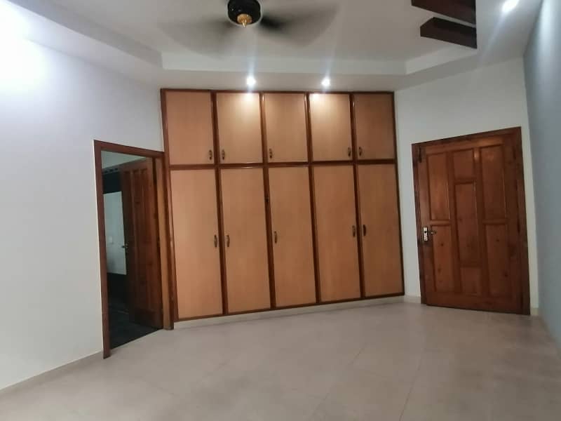 DHA 1 Kanal Awesome Upper Portion For Rent In Phase 5 9