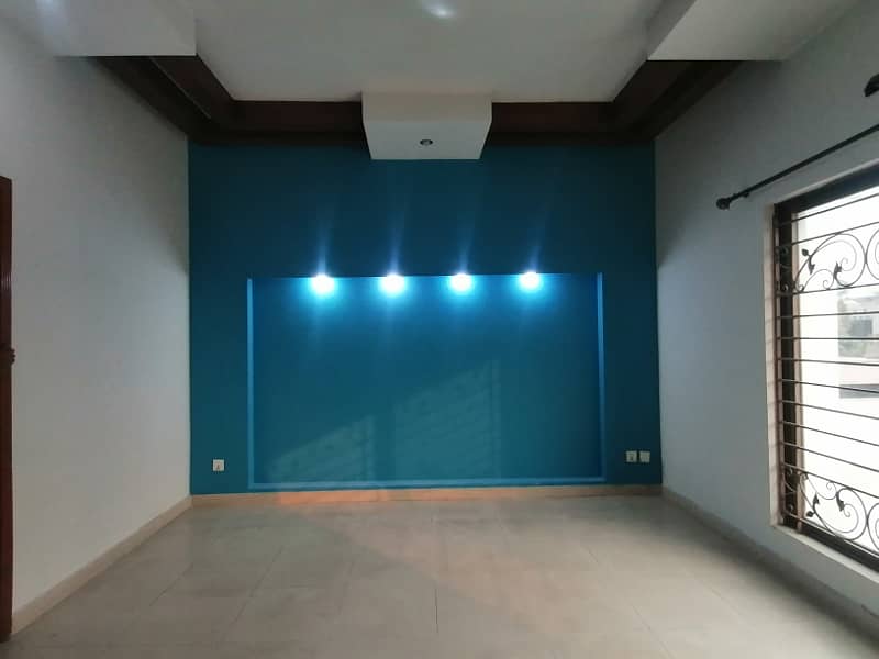 DHA 1 Kanal Awesome Upper Portion For Rent In Phase 5 16