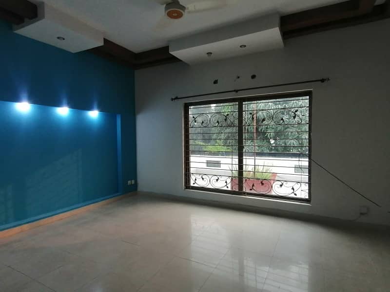 DHA 1 Kanal Awesome Upper Portion For Rent In Phase 5 21