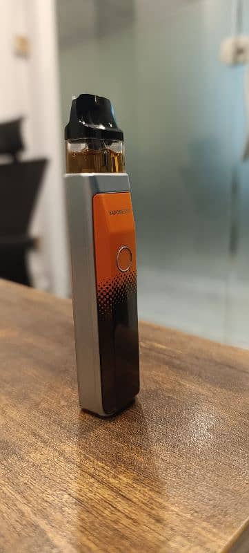 Vaporesso POD 30w 1200mah battery new condition with box and charger 0