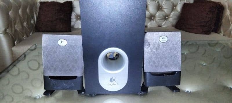 Computer speakers + Woofer 1