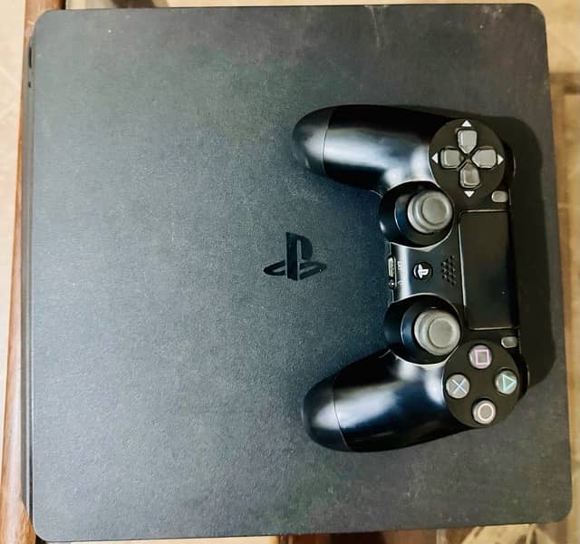 PS4 SLIM 500GB WITH ORIGINAL CONTROLLER 0