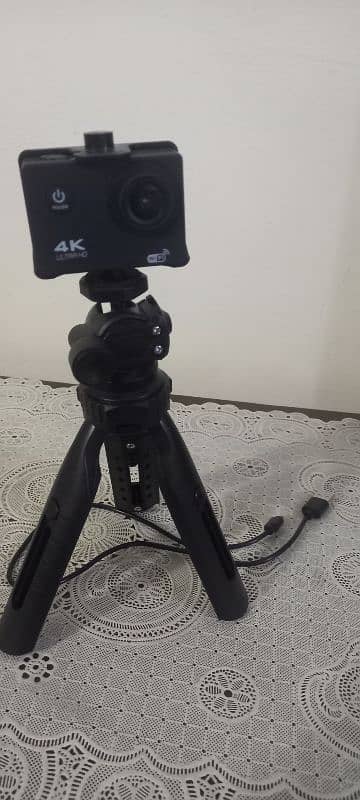 video camers with Tripod 3