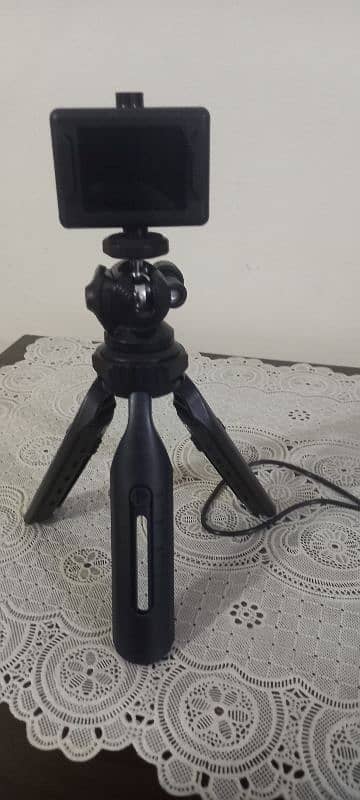 video camers with Tripod 6