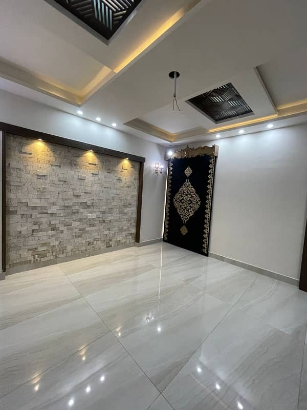 Upper Portion For Rent In Rs. 75000 0