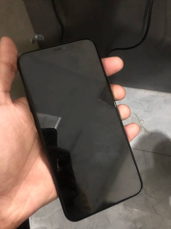 Iphone 11 pro max 0