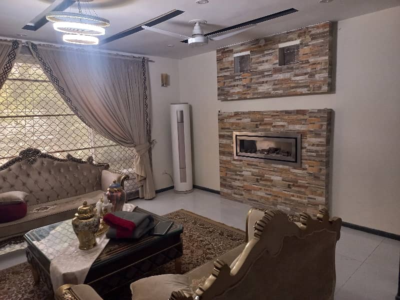 You Can Find A Gorgeous House For sale In Wapda Town Phase 1 - Block D2 6