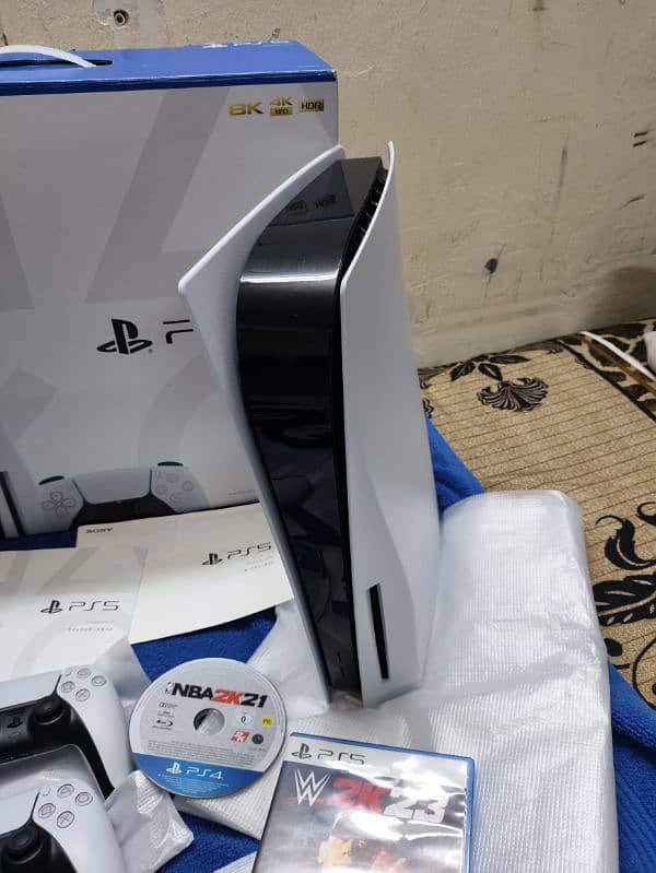 Playstation 5 with 2 controllers 8