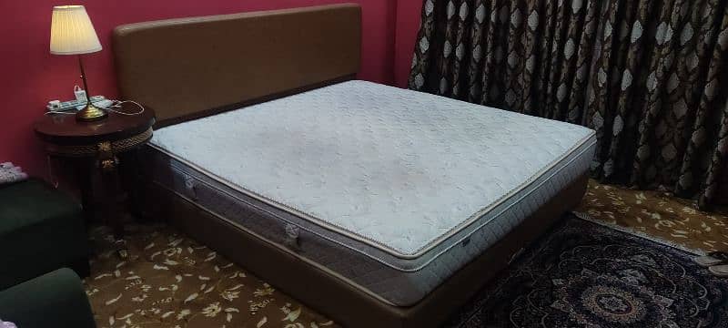 Double bed with Mattress for sale 1