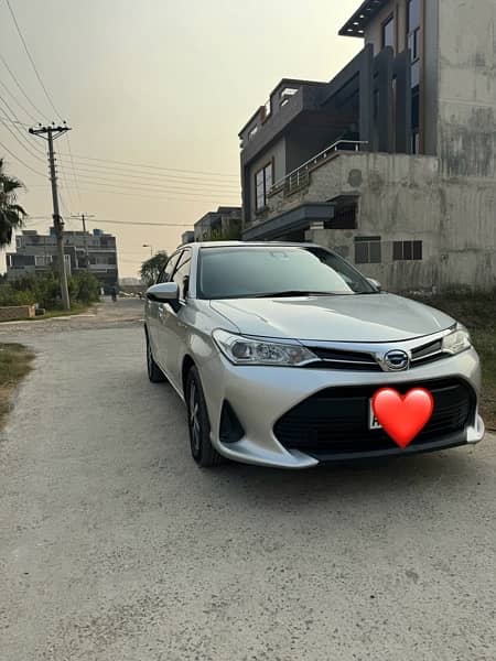 Toyota Corolla Axio 2018 Hybrid 1.5 0